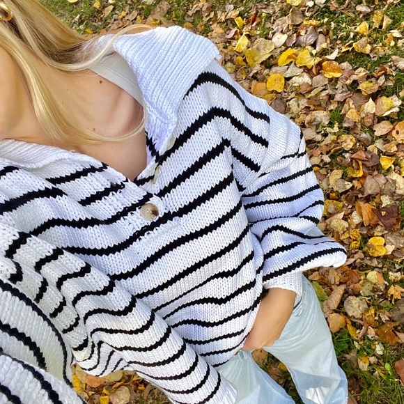Striped Henley sweater - Picture 5 of 5